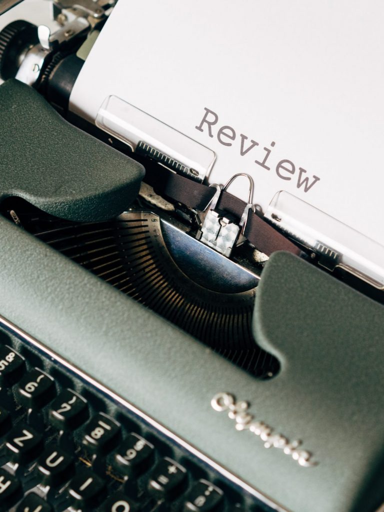 how-to-write-an-interesting-film-review