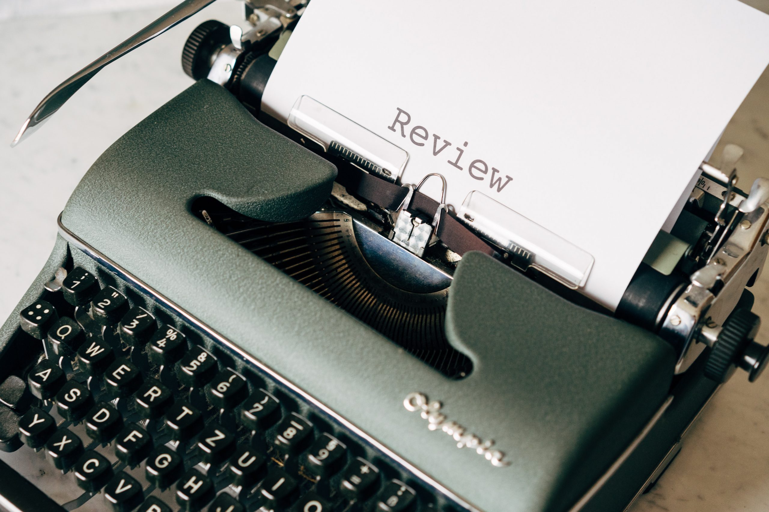 how-to-write-an-interesting-film-review