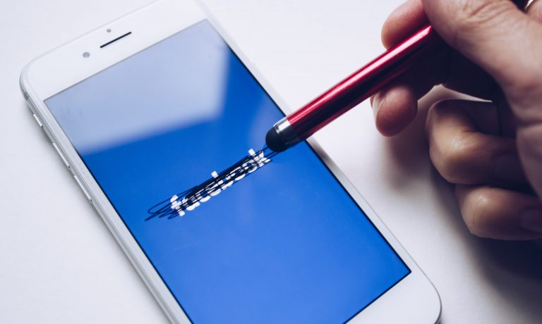 facebook-purging-fake-accounts