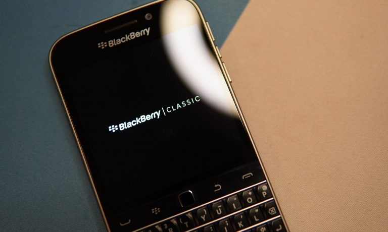 blackberry-going-private-returning-4.7b-to-shareholders