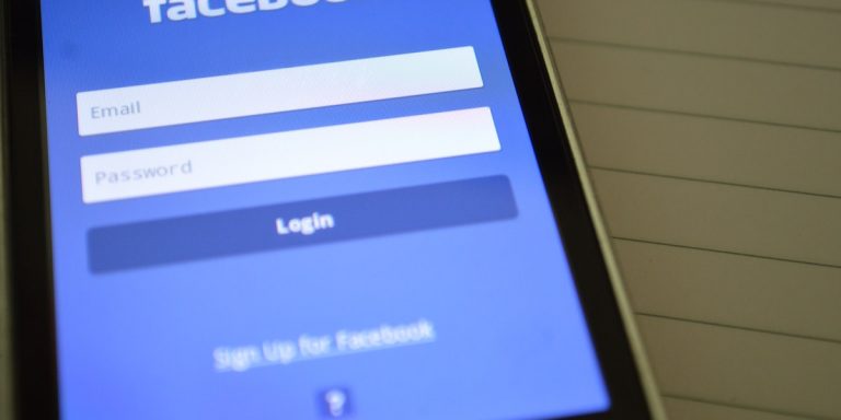 facebook-listening