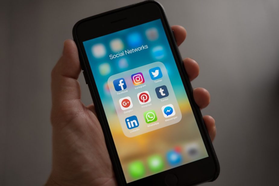 social-media-contact