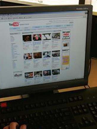 watching-youtube-on-computer