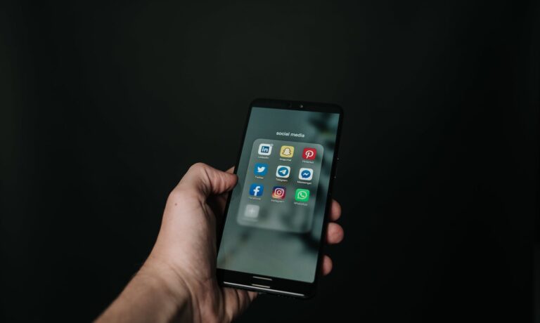 social-media-active-users